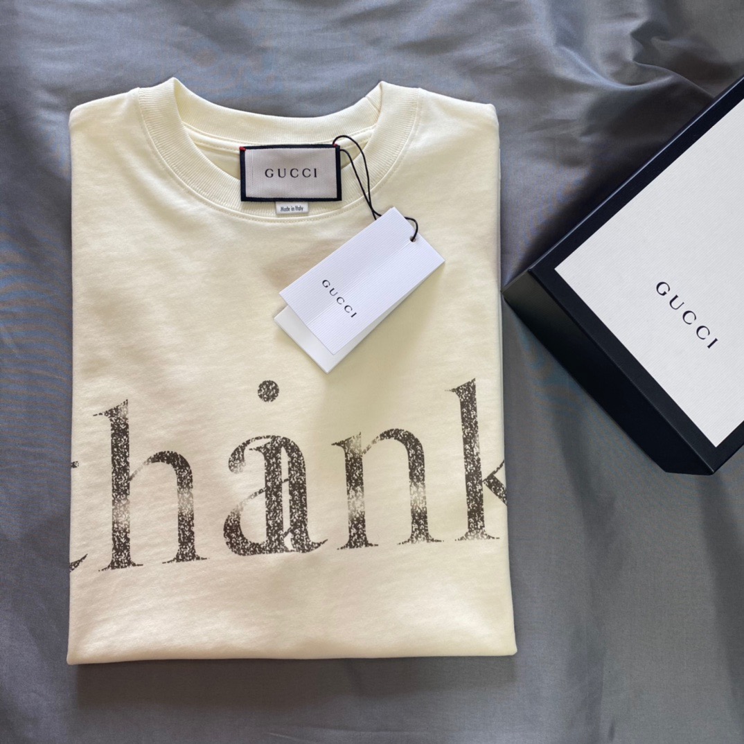  [GUCCI] 구찌 THINK / THANK 슬로건 로고 프린트 코튼 저지 반팔 티셔츠 9127
