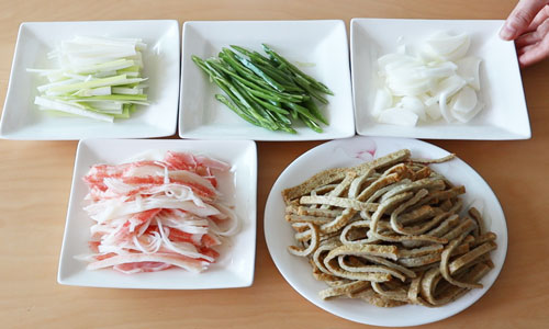 손질된 재료