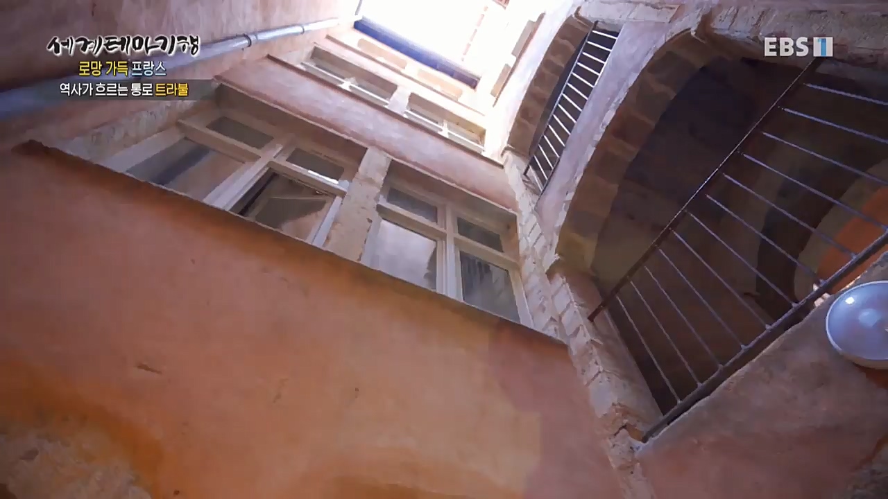 세상의모든기행_로망 가득 프랑스_몽블랑 가는길.mp4_20221023_193153.243.jpg