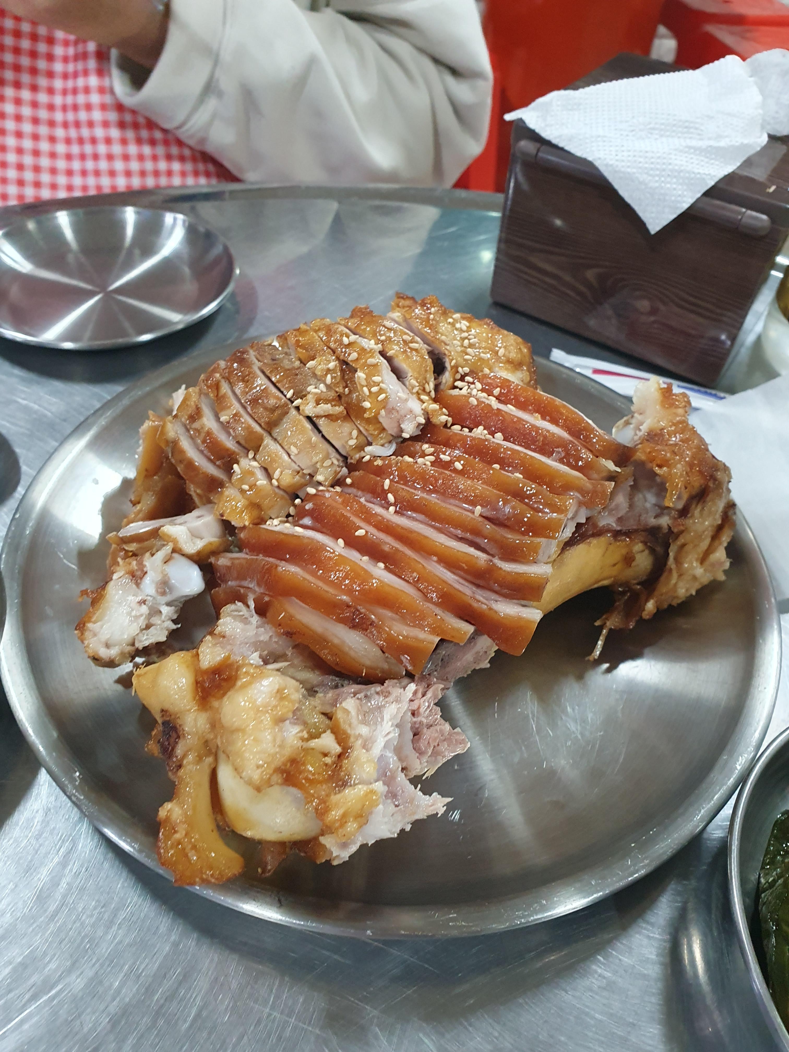 원내동 맛집 그집족발 족발세트 메뉴에서 처음 나오는 족발