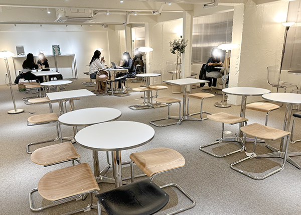 홍대 도식화 1관 전경