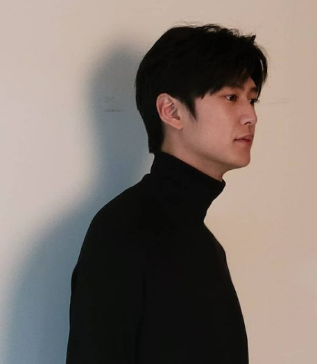  달이뜨는강 나인우 인스타 집안 과거