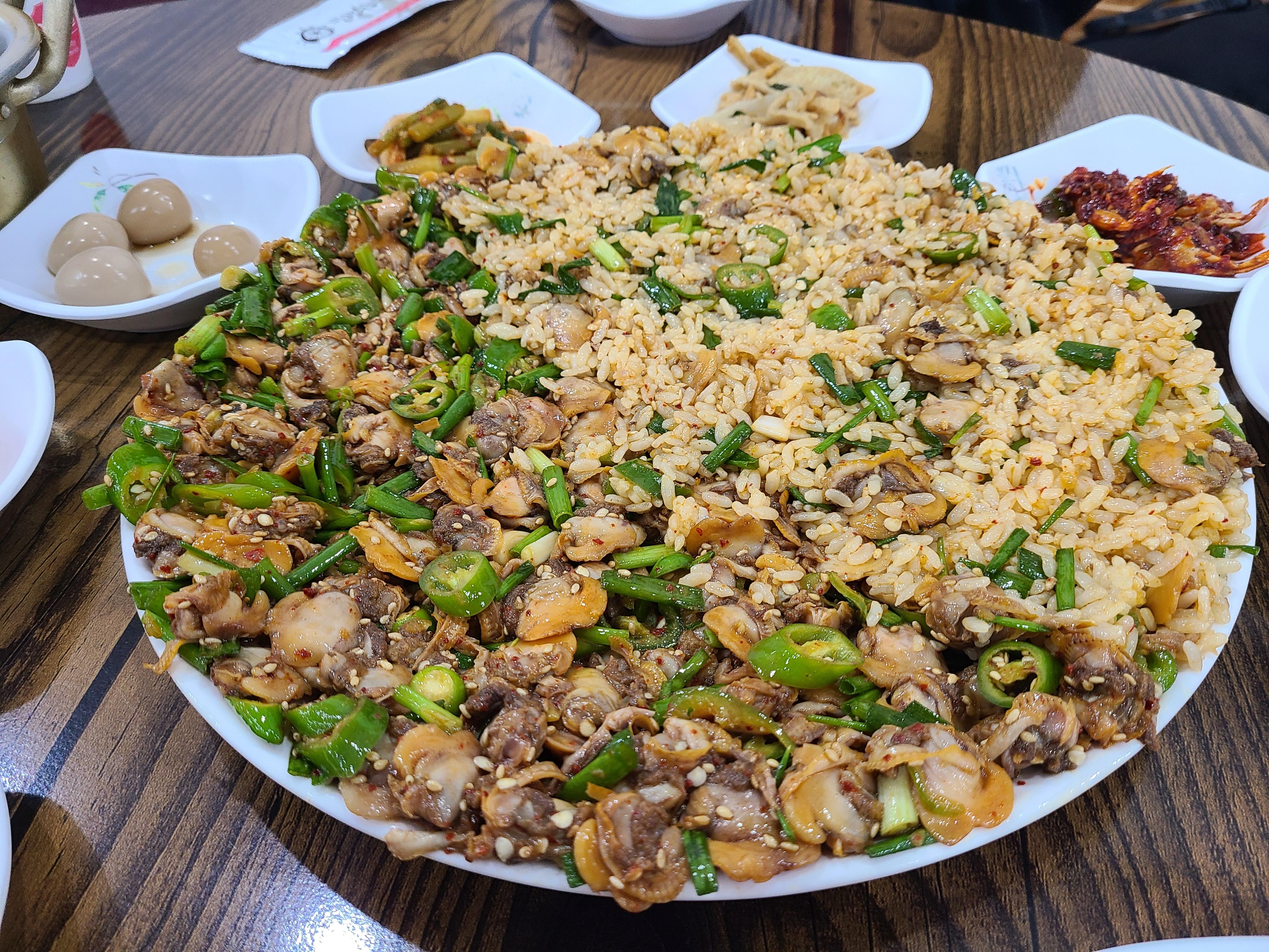  [속초 맛집] '엄지네 포장마차' 꼬막무침&비빔밥