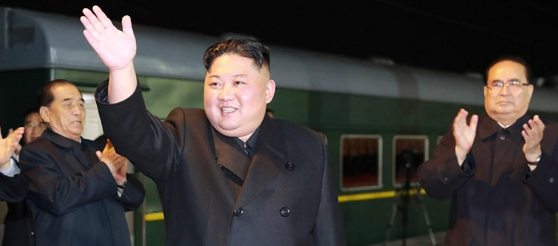  [종합] "김정은 전용열차 불러 국경 넘어 하산역 도착", 전용 열차는 어떻게 생겼나?