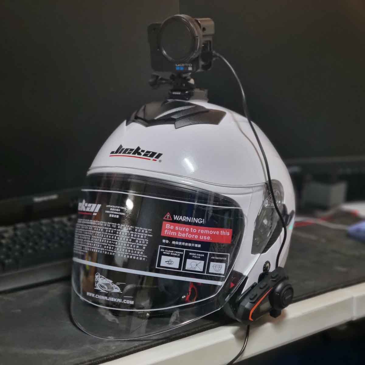 블루투스 헤드셋과 오픈페이스 헬멧