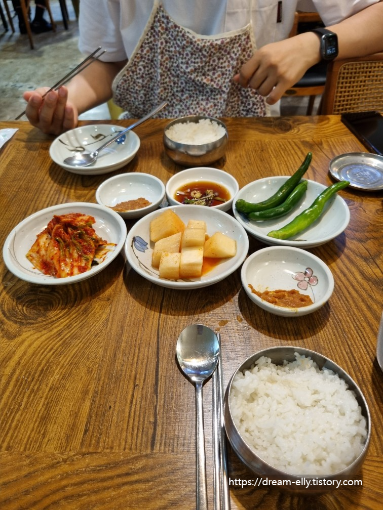 우작 이미지