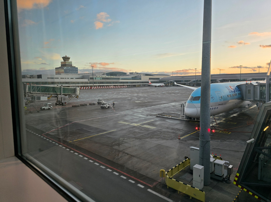 체코 프라하 바츨라프 하벨 국제공항 도착