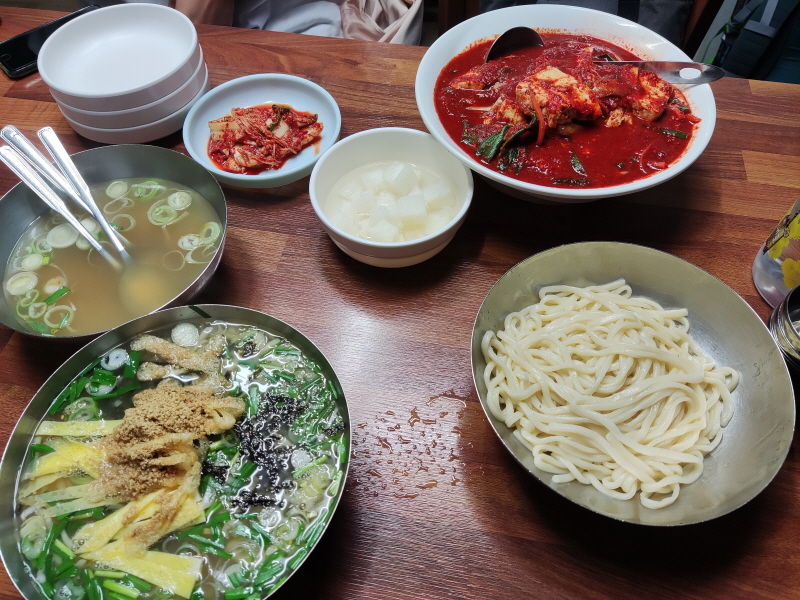 대전-광천식당-두부두루치기-칼국수