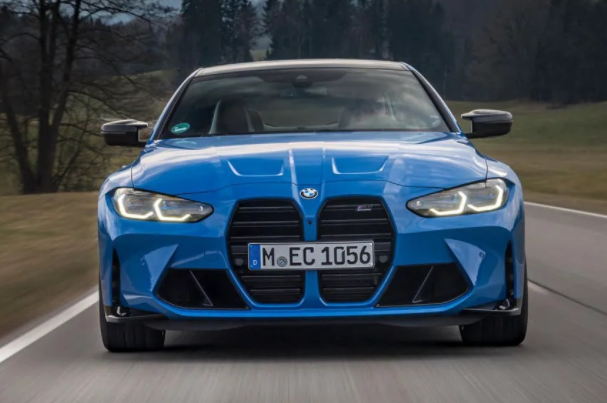  BMW M3와 M4가 35년 역사에 최초로 4WD(4륜구동)으로 등장