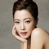  왼손잡이 연예인 김희선 김수현 김혜수 화사 아이돌