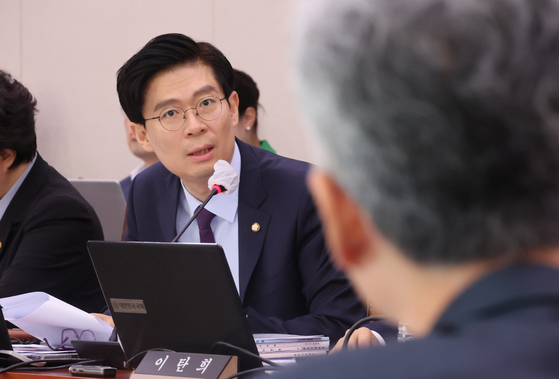 시대전환 조정훈 의원