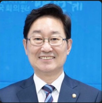  박범계 (ft. 법무부 장관 적합도?)