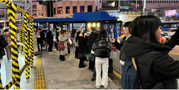 신세계백화점-본점-크리스마스-이벤트-파사드-미디어월-인증샷성지-인증샷맛집-관람팁-명당위치-안내