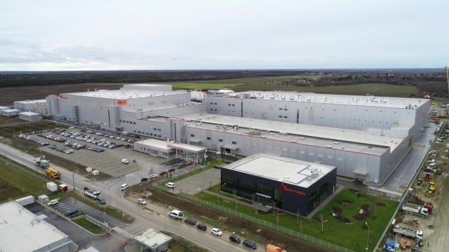헝가리 코마롬에 있는 SK온 배터리 공장 전경.