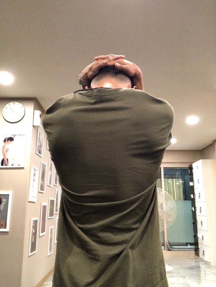  과연 집에서 어깨 넓어지는 운동 가능할까?