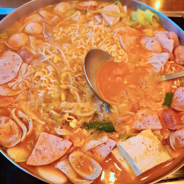 생방송투데이 안양 평촌 수제 부대찌개 맛집