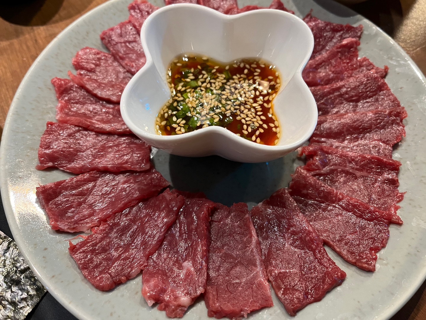 한우 투뿔 육사시미