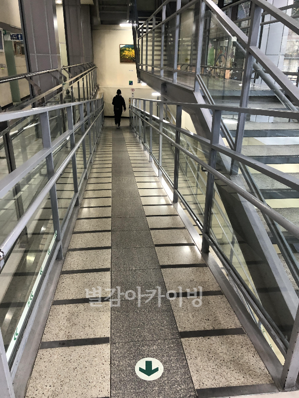 송파구시설관리공단 송파구체육문화회관을 소개합니다 - 송파구시설관리공단의 보물, 송파구체육문화회관에 다녀왔습니다 - 송파구체육문화회관에 대해서 조금 더 자세히 설명하면 다음과 같습니다. 송파구시설관리공단 송파구체육문화회관을 소개합니다 - 송파구시설관리공단의 보물, 송파구체육문화회관에 다녀왔습니다 - 송파구체육문화회관에 대해서 조금 더 자세히 설명하면 다음과 같습니다.