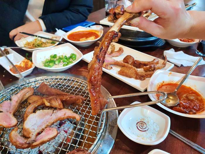 생방송 오늘저녁 대전 한정판 도끼 등갈비 맛집