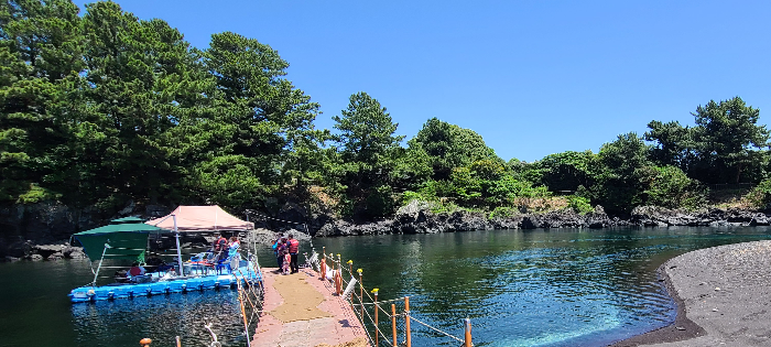 제주도여행 쇠소깍 카약타기 제주도레저 제주도 즐길거리 카약타러가는길 쇠소깍의미 쇠소깍전설 쇠소깍선착장