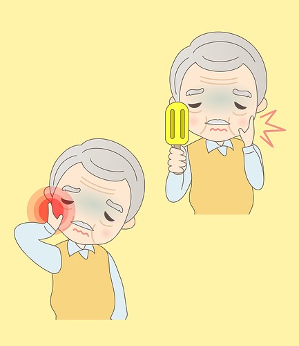 유의해야 될 치아건강상식 수원주간보호센터 / 노년기에 3