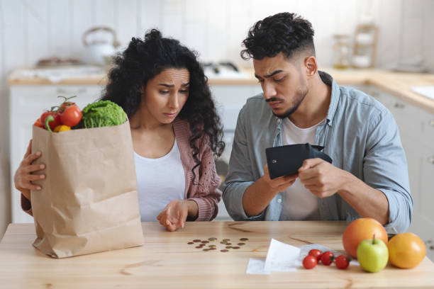 How to Cut Your Grocery Bill in Half: Shopping and Meal Planning