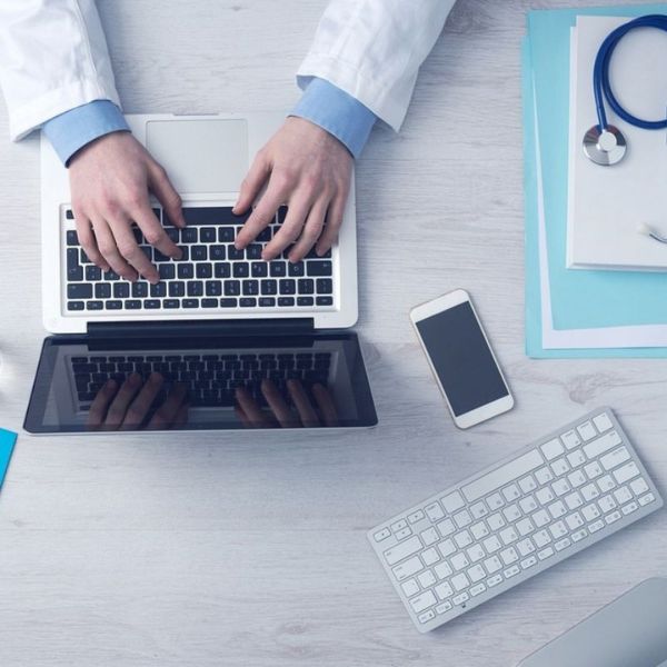 Student vs Digital Nomad Health Insurance Compared 2025