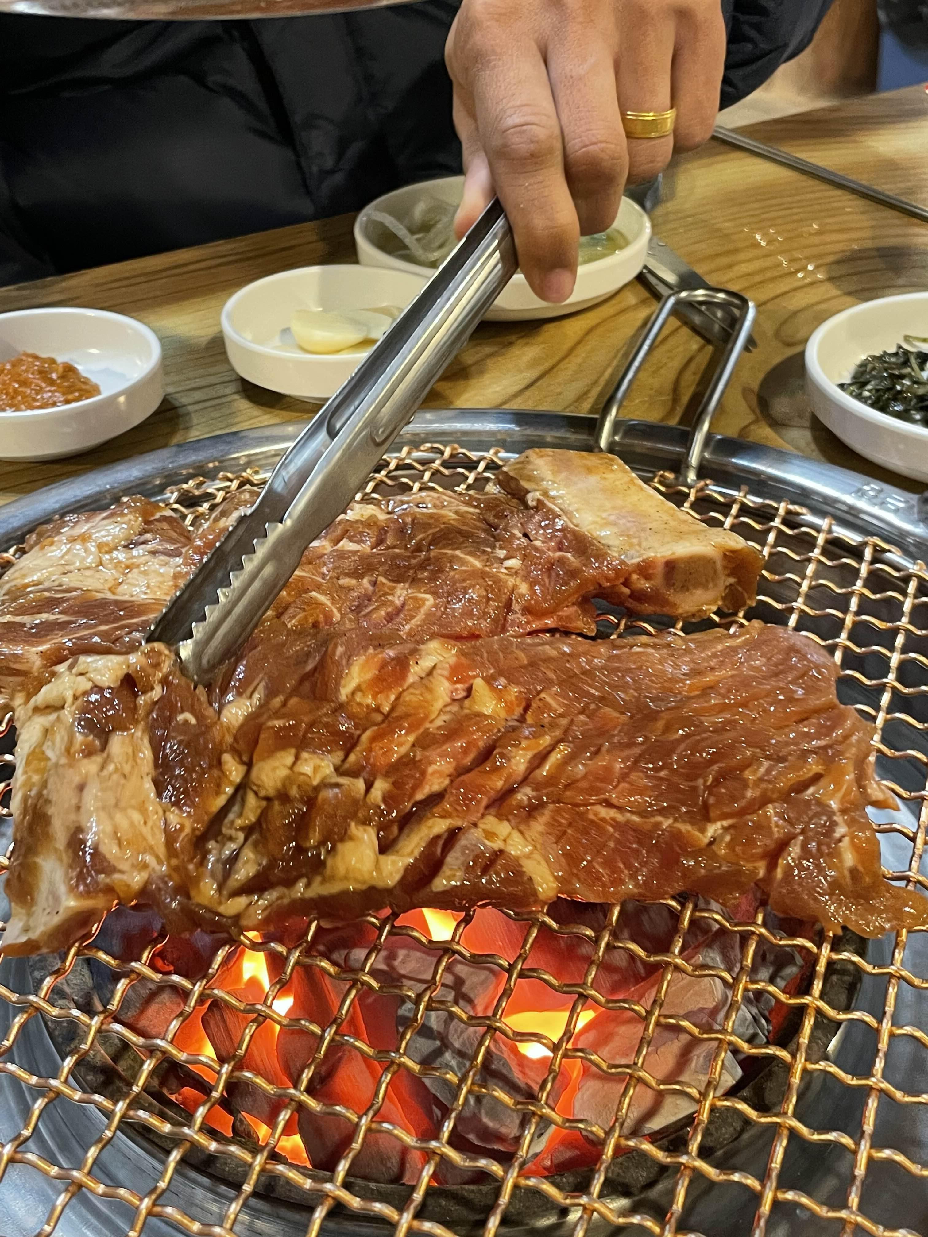 야초원 이미지