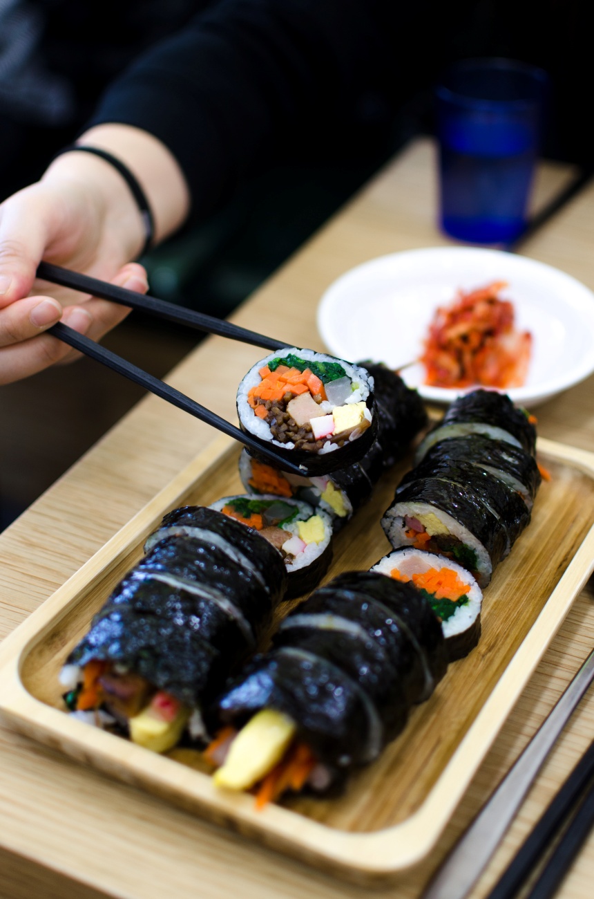 김밥 맛있게 싸는 방법