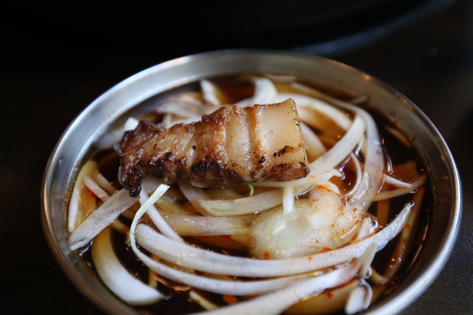 이게 육덕이지! 합정 삼겹살 6