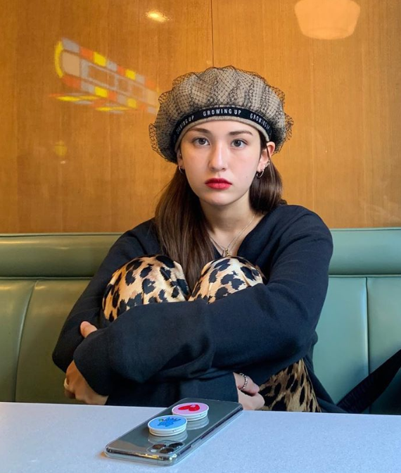  전소미 차량 람보르기니 우루스의 가격과 복수국적은 어디? 인스타그램