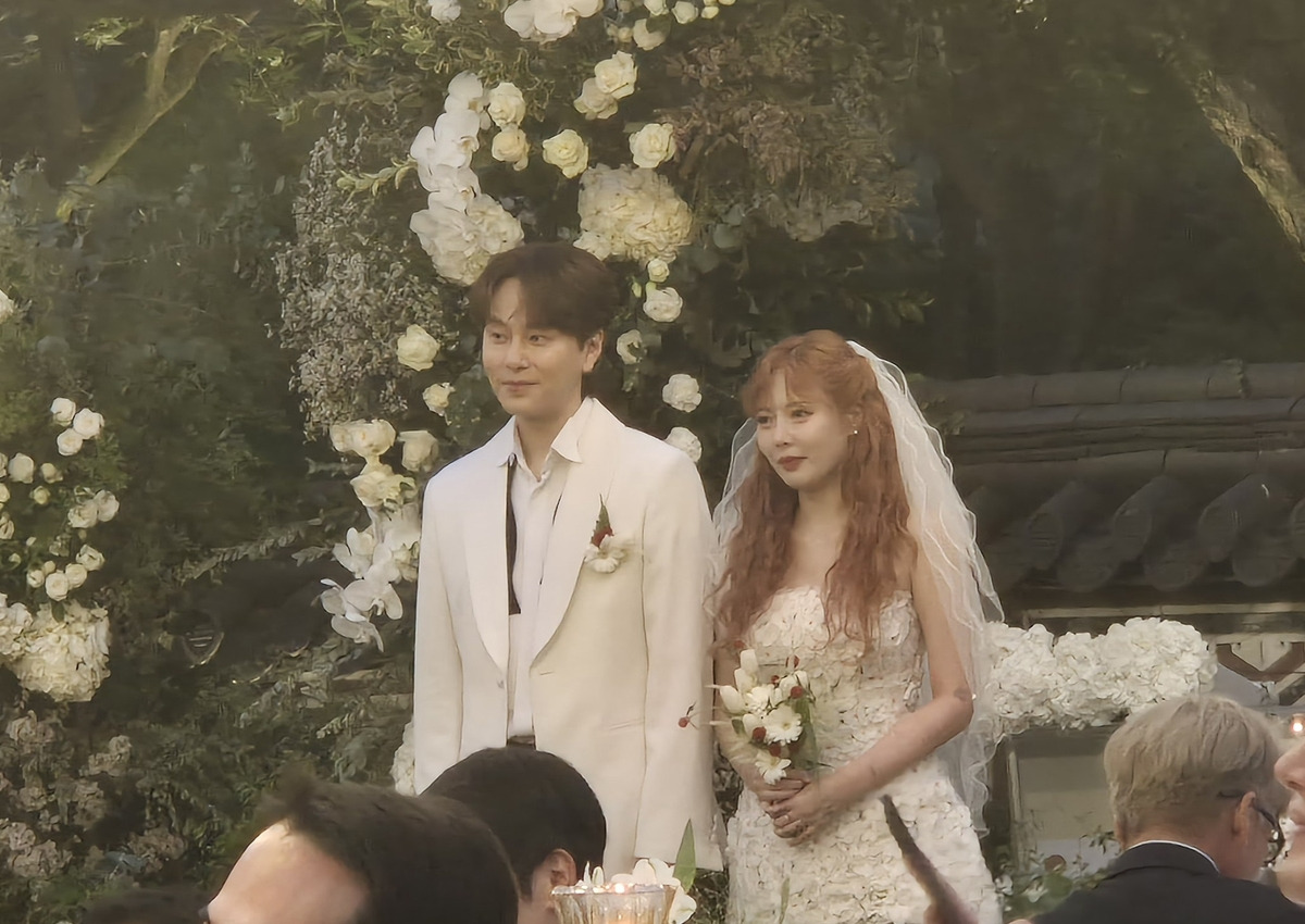 현아
용준형