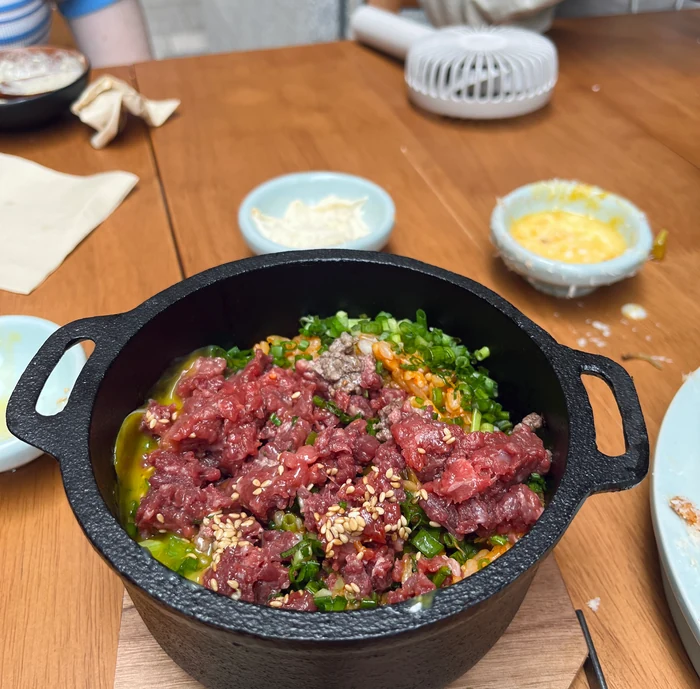 정희 판교아브뉴프랑점 한우 지짐밥&#44; 맛있게 비벼먹었다.