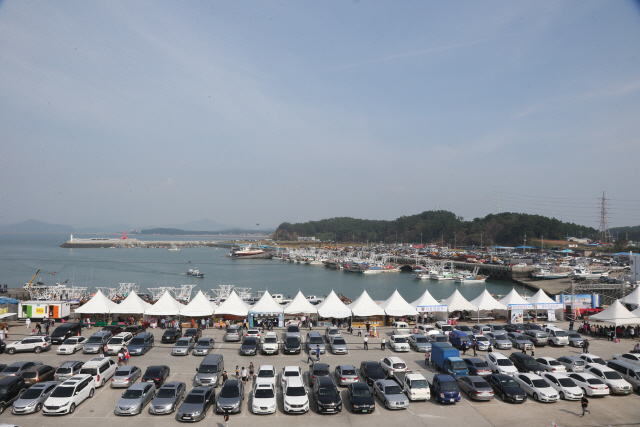 서천 홍원항 자연산 전어 꽃게 축제 일정 맛집 주변 관광지 숙소