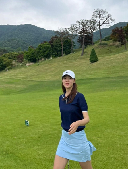 여자 연예인 여름 골프웨어 모음