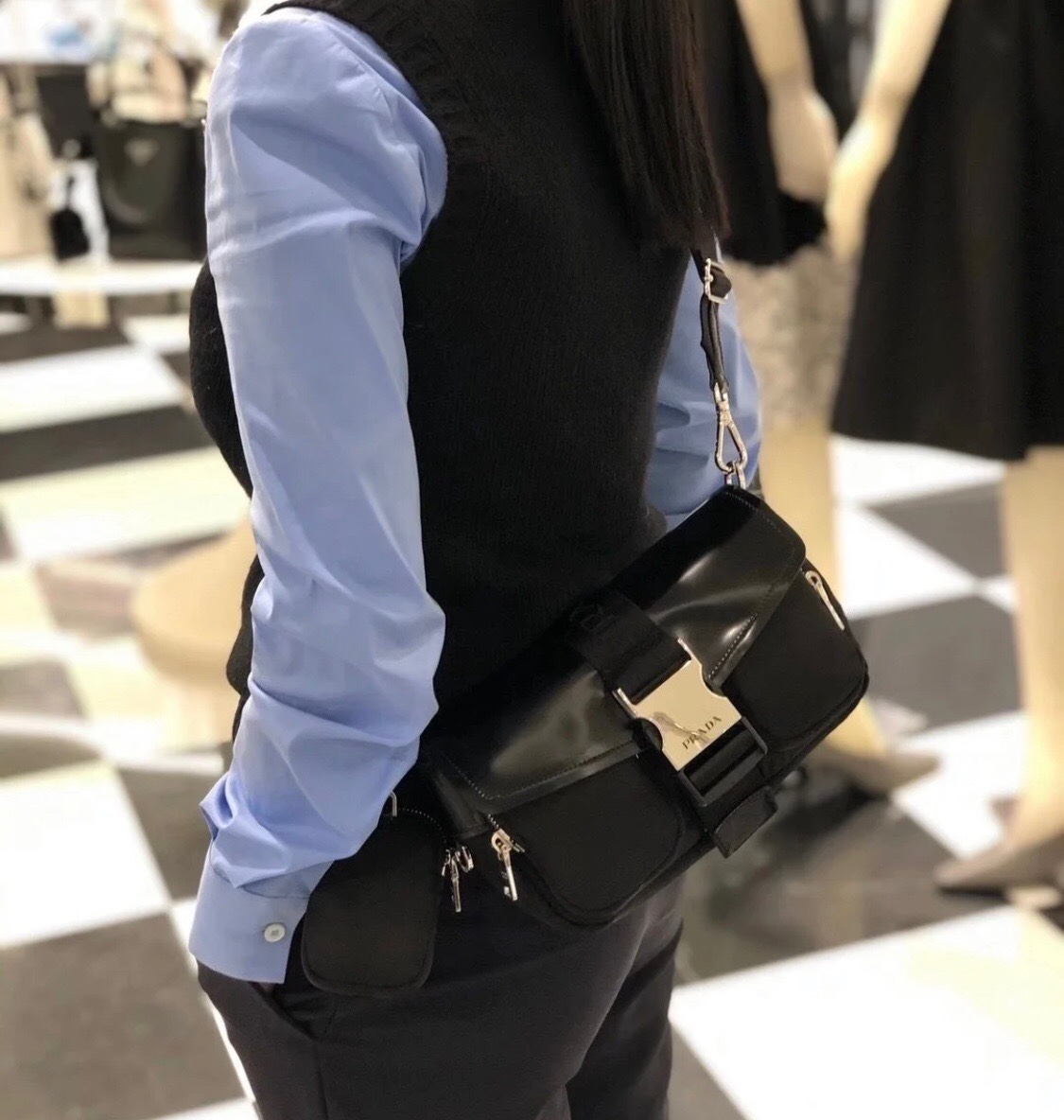  [PRADA] 프라다 나일론 브러시드 가죽 숄더백 1BD295_789_F0002_V_BFO