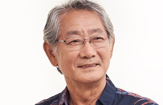 전무송