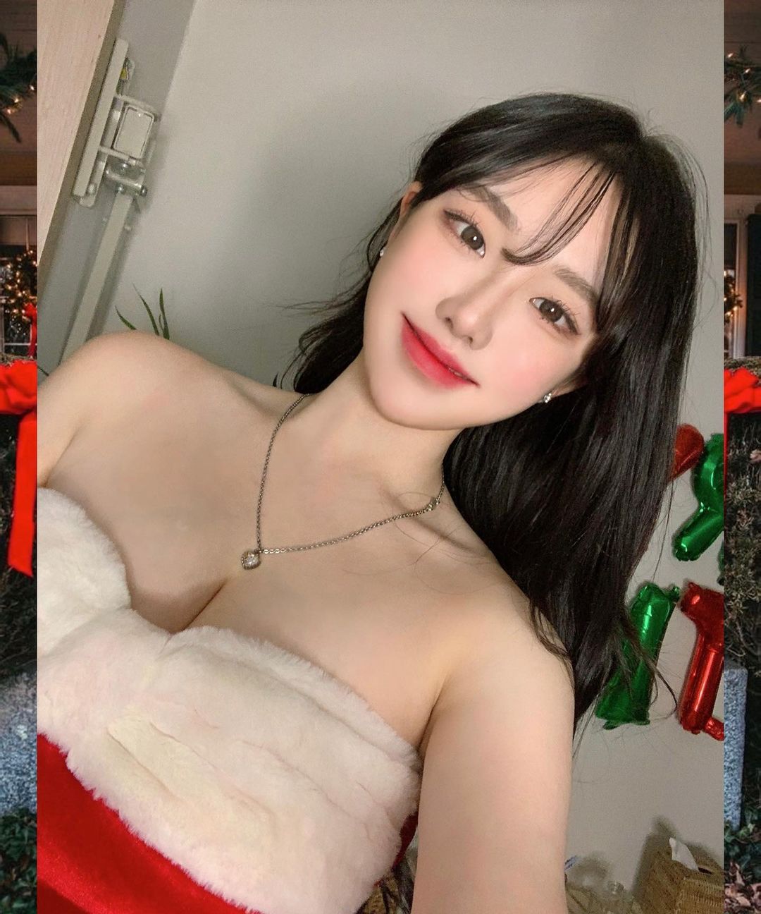  기묘한 기무세딘 성탄절 크리스마스 산타걸 드레스 인스타그램 사진