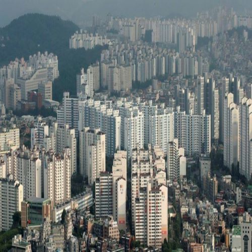  중소형 아파트를 선호하는 진짜 이유는 치솟은 집값 때문이다.