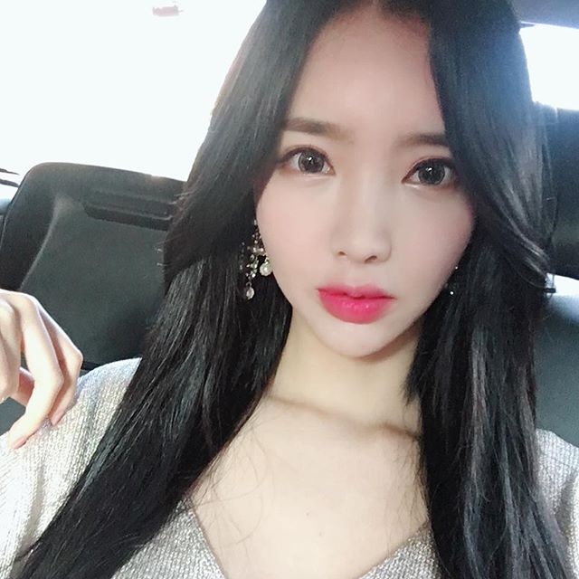  나인뮤지스 출신 DJ 라나 셀카 사진들 모음