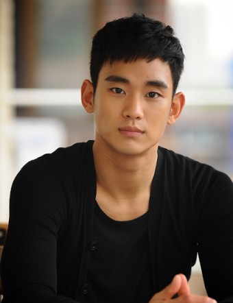 김수현 프로필,나이,키,몸무게,작품활동 - 연기스타일 김수현 프로필,나이,키,몸무게,작품활동 - 연기스타일