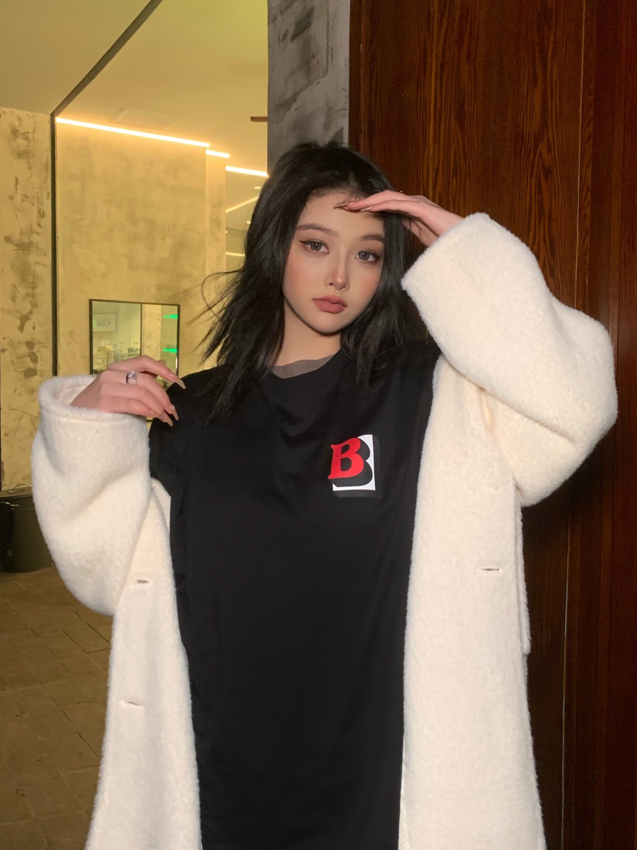  [BURBERRY] 버버리 레터 그래픽 코튼 오버사이즈 반팔 티셔츠 8045493 (2 COLOR)