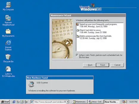 Windows 98 바탕화면과 프로그램 실행 화면