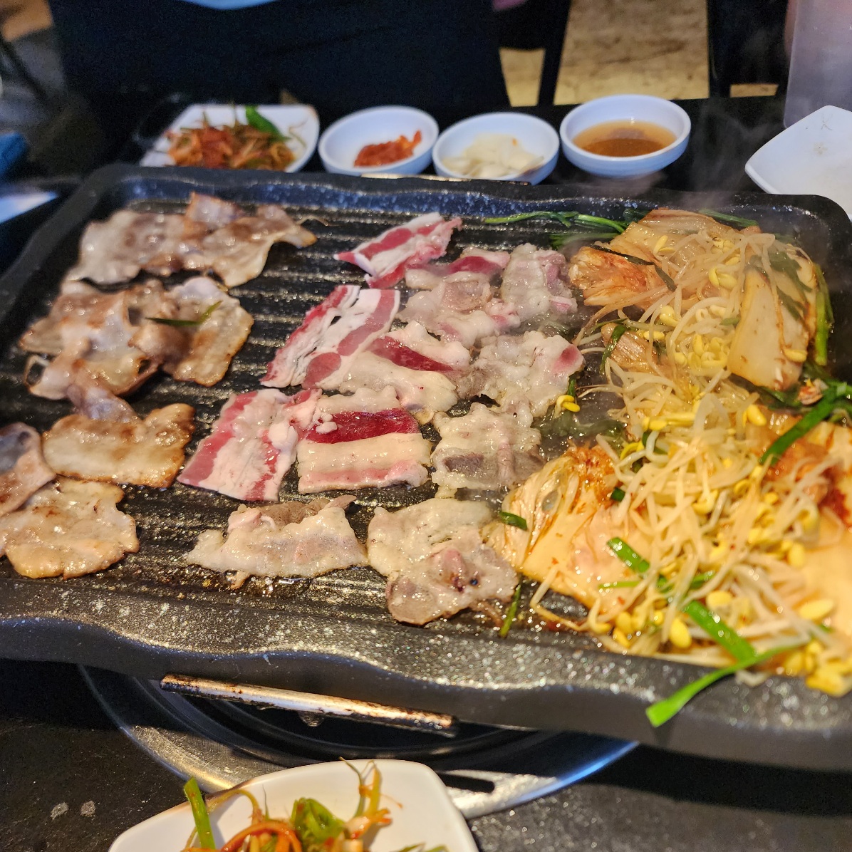 대패삼겹살-맛집-옥산