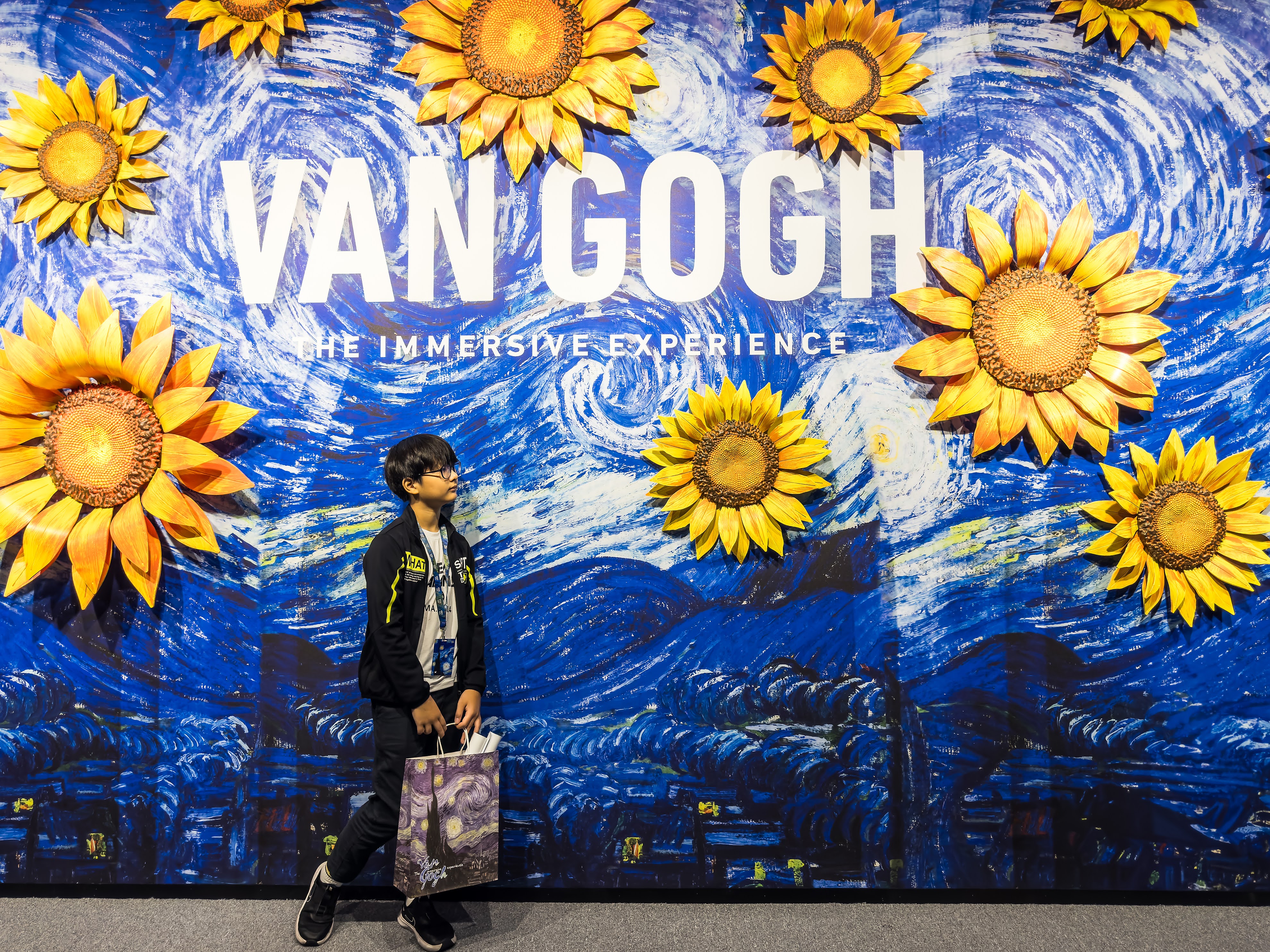 반고흐 몰입형 체험 전시회 (VAN GOGH THE IMMERSIVE EXPERIENCE)