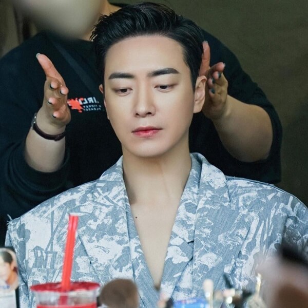  배우 이준혁 영화감독 꿈 및 여자친구