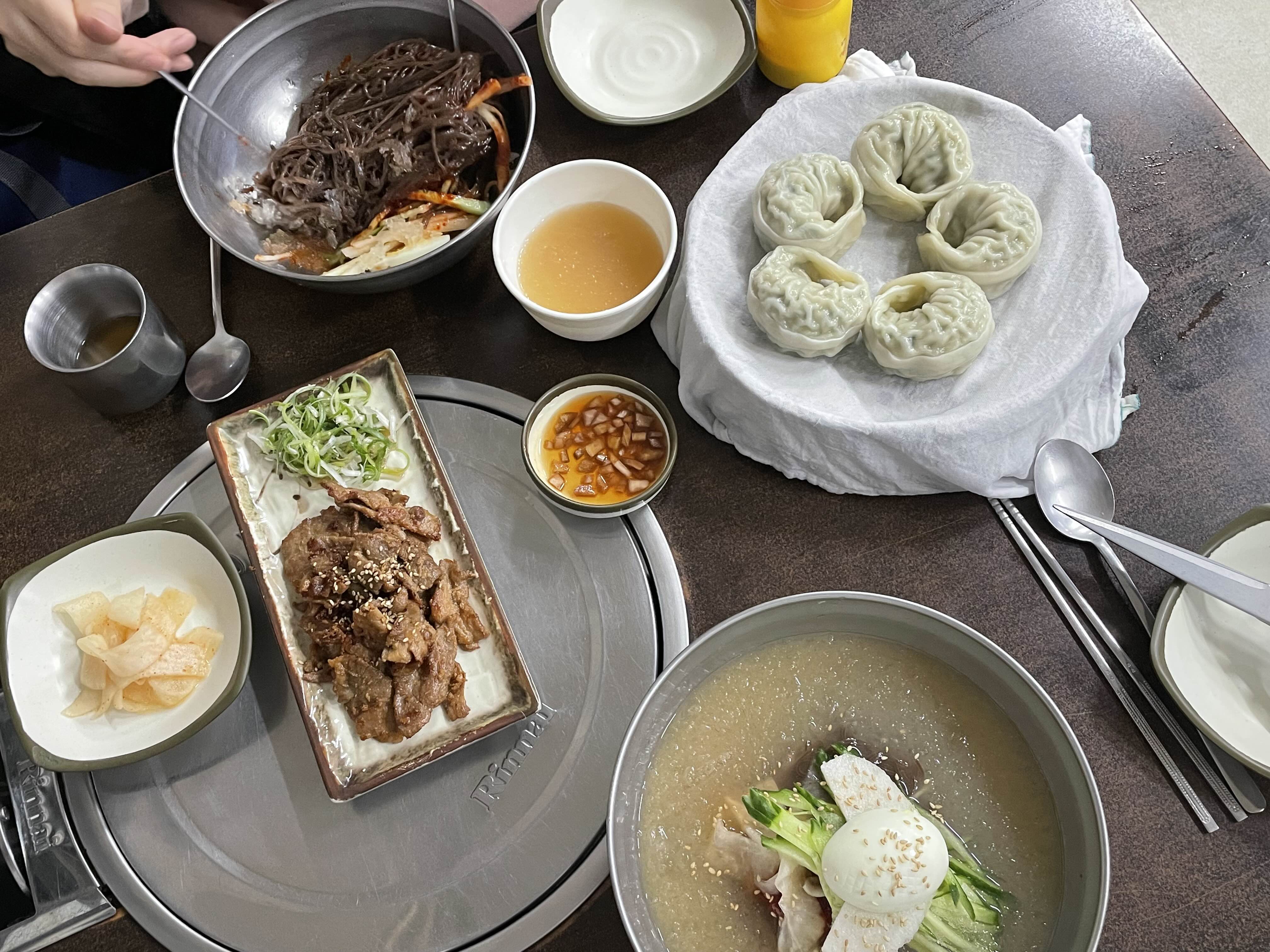  비냉면파가 유일하게 먹는 제주 냉면 : 정박사