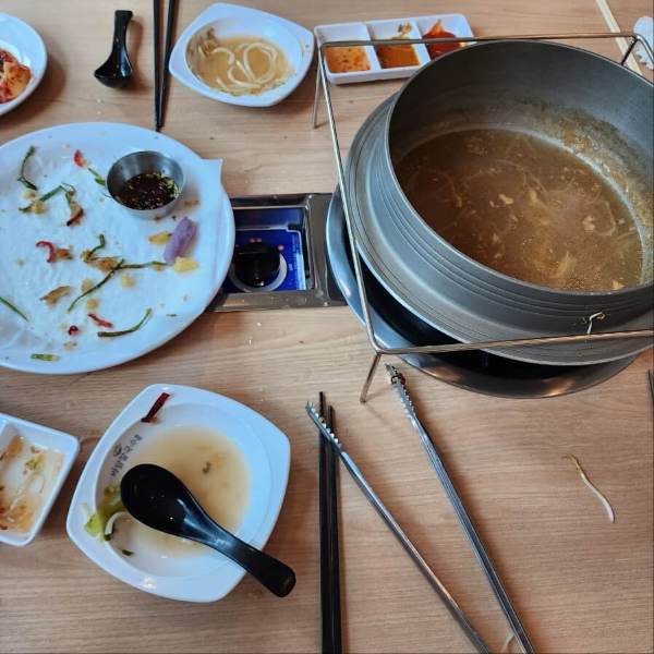 인천 / 송도 샤브샤브 칼국수 맛집 바담칼국수 - 바담칼국수 - 메뉴 - 꽃쟁반 해물칼국수 인천 / 송도 샤브샤브 칼국수 맛집 바담칼국수 - 바담칼국수 - 메뉴 - 꽃쟁반 해물칼국수