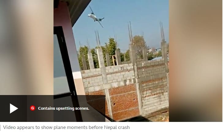 네팔&#44; 수십 년 만에 최악의 항공 참사...72명 전원 사망...한국인도 2명 포함 VIDEO:Plane carrying 72 people crashes in Nepal