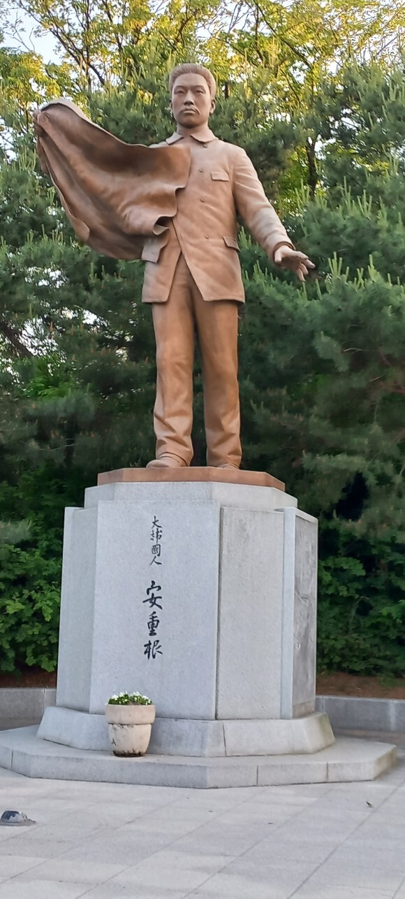  안중근 의사 대한민국 최고의 충신 이제 곧 8 , 15 광복절